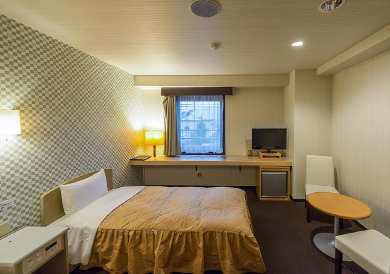 HOTEL LiVEMAX 甲府 甲斐市 エクステリア 写真