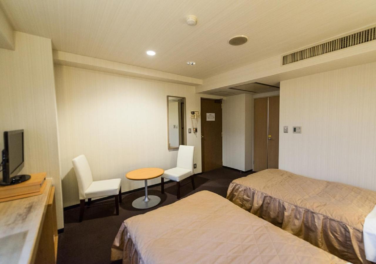 HOTEL LiVEMAX 甲府 甲斐市 エクステリア 写真