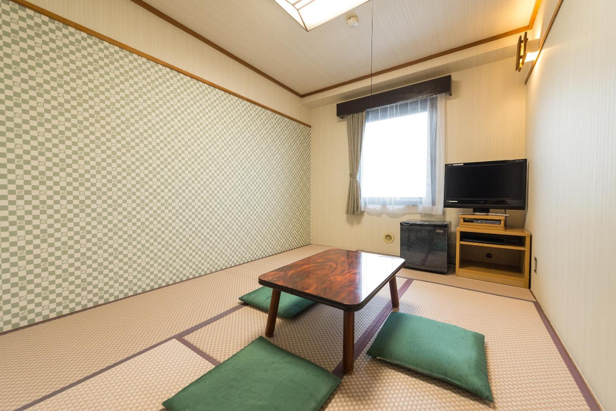 HOTEL LiVEMAX 甲府 甲斐市 エクステリア 写真